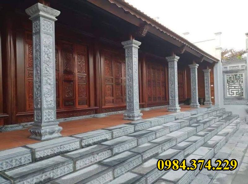 Cột nhà thờ, đình chùa 1090