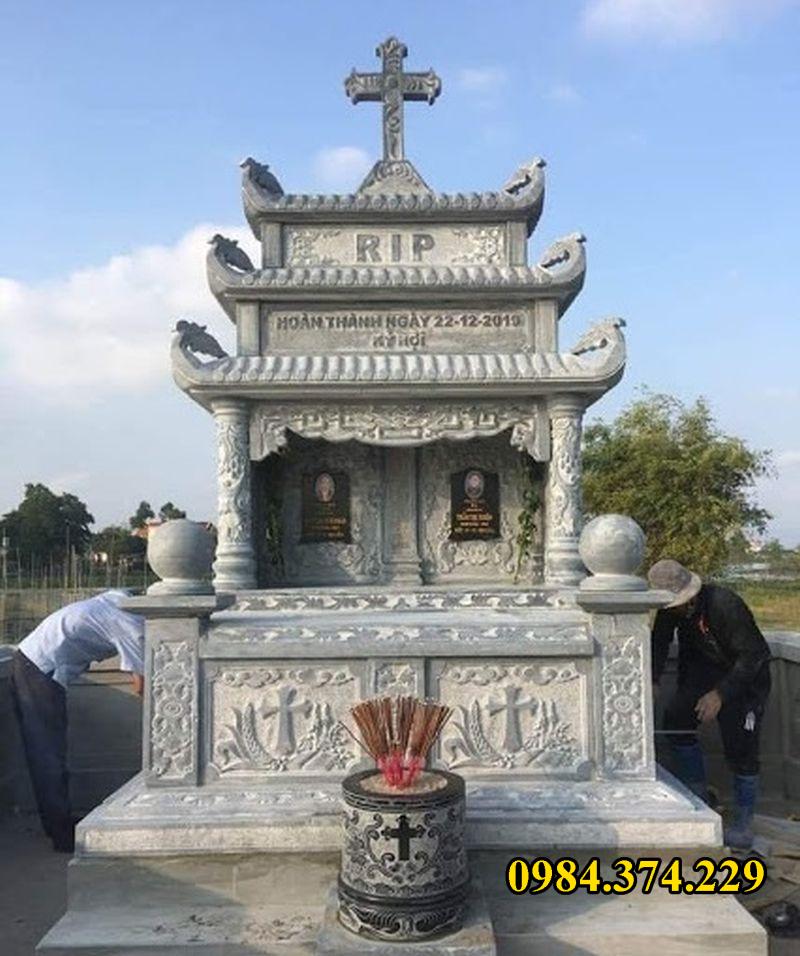Mộ đá công giáo 1758