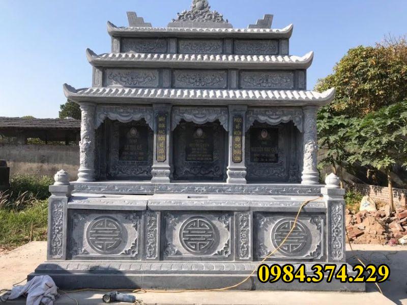 Mộ đá đôi 1996