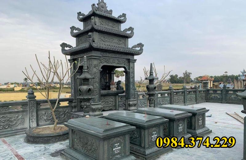 Mộ đá đôi 2012